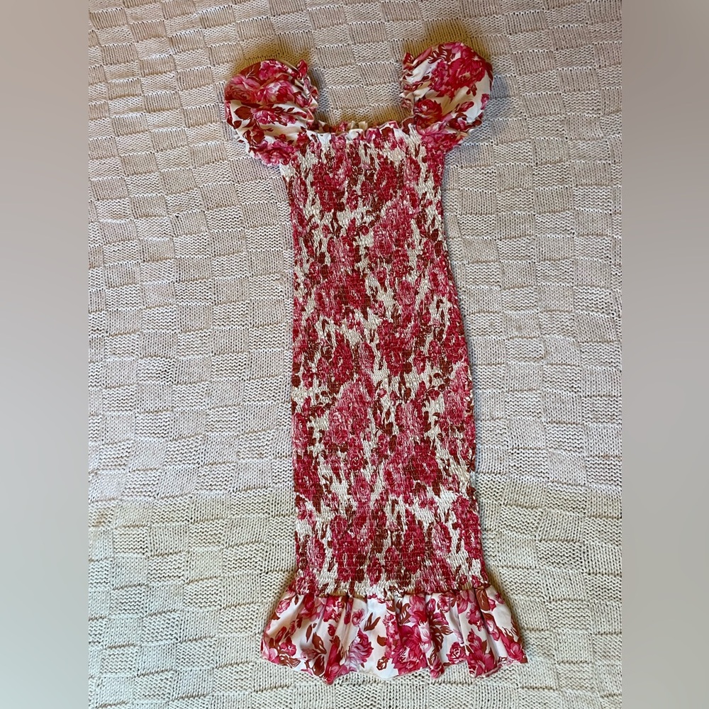 SHEIN Tight Pink & White Floral Dress